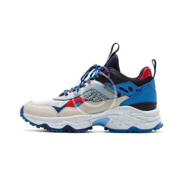 Tornados sneakers
